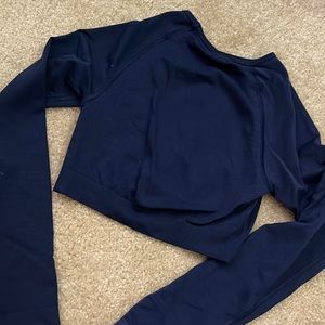 Alphalete long sleeve
